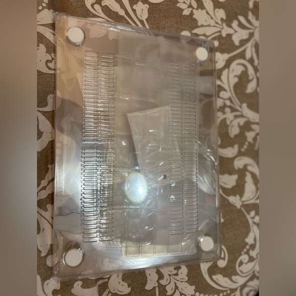 🌟NWT! 2 In 1 Protective plastic hard shell case & Keyboard cover skin - Picture 10 of 11